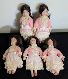 lot 138 image: American Girl Samanthas Porcelain Clara Dolls