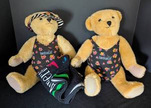 lot 193 image: Pair of American Girl Bears