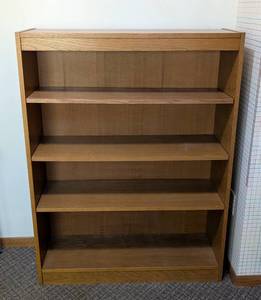 lot 199 image: Wooden Bookshelf