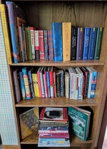 lot 201 image: Assorted Books