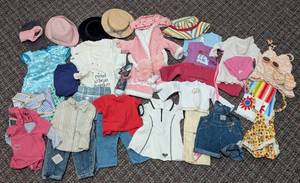 lot 226 image: More American Girl Doll Clothing and Accessories