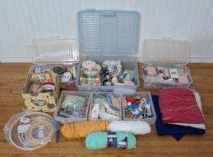 lot 242 image: Assorted Craft Supplies