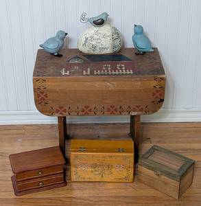 lot 244 image: Decorative Wood Stool and Boxes