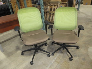 lot 223 image: VITRA ADJUSTABLE OFFICE CHAIRS