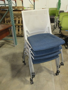 lot 227 image: HAWORTH VERY FIXED SIDE CHAIRS - STACKERS