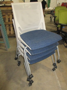 lot 233 image: HAWORTH VERY FIXED SIDE CHAIRS - STACKERS