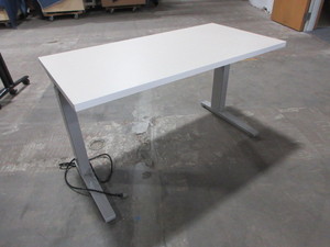lot 330 image: HERMAN MILLER, ELECTRIC, SIT TO STAND DESKS
