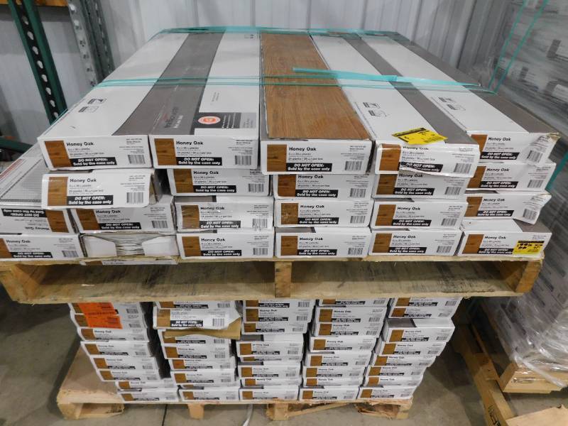lot 39 image: TrafficMaster Honey Oak 4 MIL x 6 in. W x 36 in. L Peel and Stick Water Resistant Luxury Vinyl Plank Flooring (612 sqft)