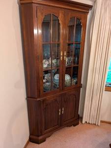 lot 33 image: Elegant Glass Door Corner Cabinet (Contents not included)