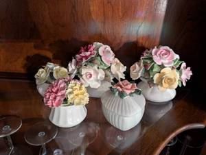 lot 34 image: Group including Floral Porcelain Flower Arrangements by Royale Stratford