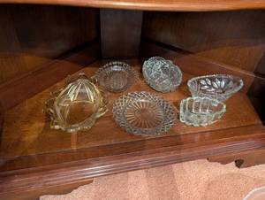 lot 41 image: Set of 6 Elegant Crystal Glass Bowls Assortment