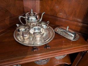 lot 53 image: Vintage Silver Tea Set with Tray and Covered Butter Dish