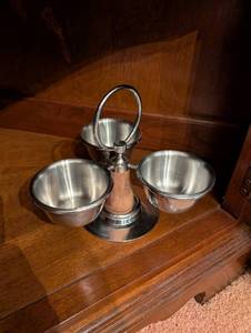 lot 56 image: Vintage Metal and Wood Condiment Server with 3 Bowls