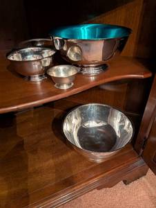 lot 58 image: Collection of 5 Vintage Silver and Turquoise Bowls