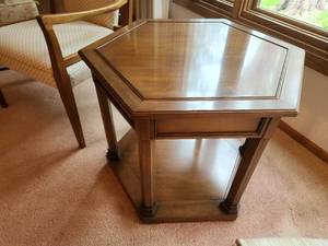 lot 61 image: Hexagonal Wooden End Table with Storage Shelf