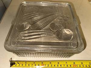 lot 124 image: Vintage Glass Refrigerator Storage Container with Lid
