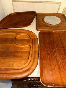 lot 126 image: Set of 4 Teakwood Cheese and Cutting Boards