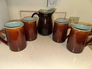 Red Wing USA Pottery Set of 4 Coffee Mugs and Pitcher
