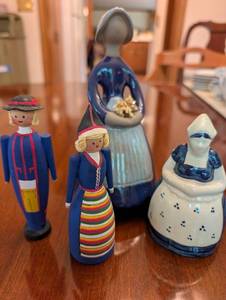 lot 137 image: Set of 4 Vintage European Hand-Painted Figurines