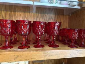 lot 160 image: Group Glass incl. Set of Vintage Red Glass Goblets with Diamond Pattern