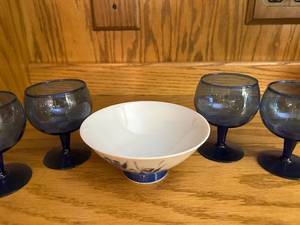 lot 165 image: Set of 4 Vintage Blue Glass Goblets with Floral Porcelain Bowl