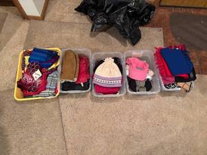 lot 181 image: Assorted Collection of Scarves, Hats, Gloves, and Caps