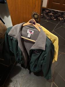 lot 188 image: Collection of 4 Jackets and Vests - Columbia, Karen Scott, Sport Crest, Hero