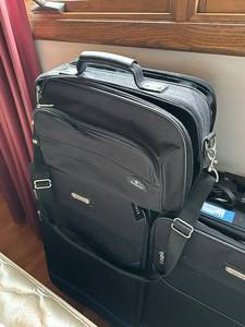 lot 201 image: Set of 3 Ricardo Beverly Hills Black Luggage Pieces