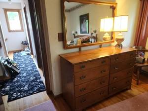lot 221 image: Vintage Baumritter Dan Allen Dresser with Mirror and Lamps