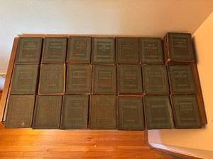 lot 230 image: Complete Set of Harvard Classics Miniature Library - 20 Volumes