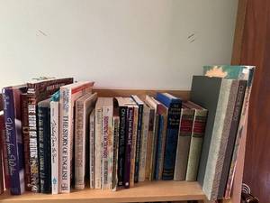 lot 279 image: Collection of Educational and Classic Literature Books