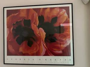 lot 285 image: Framed Georgia OKeeffe Poster - Oriental Poppies, Frederick R. Weisman Art Museum