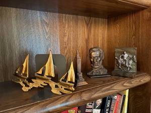 lot 297 image: Collection of Brass and Metal Desktop Figurines