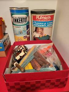 lot 331 image: Vintage Tinkertoy and Lincoln Logs Construction Sets with Assorted Toys