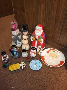 lot 338 image: Assorted Christmas Decor Collection Including Santa Statues and Snowmen