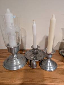 lot 364 image: Set of 3 Pewter Candlestick Holders with Decorative Glass Shade
