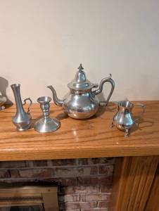 lot 369 image: Artisan Pewter Tea and Tableware Set - 5 Pieces