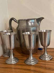 lot 391 image: Pewter Pitcher and Colonial Goblet Set - 5 Pieces