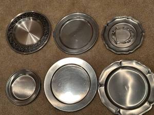 lot 392 image: Set of 6 Vintage Pewter Plates Assorted Designs incl. Norway