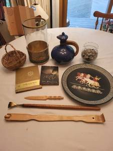 lot 408 image: Assorted Decorative and Collectible Items Including Books and Plate