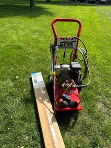 lot 9 image: NorthStar Pressure Washer with Honda GC 160 Engine with 18 Telescoping Rod