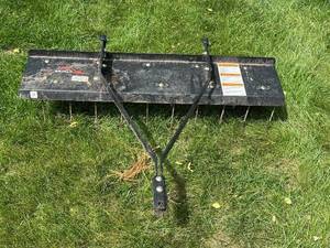 lot 41 image: Brinly-Hardy Tow-Behind Lawn Dethatcher Model DT-401BH