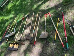lot 47 image: Collection of 12 Garden and Lawn Tools Including Shovels, Rakes, and Hoes