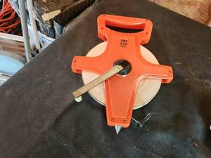 lot 65 image: Fiberglass 50m Measuring Tape with Handle
