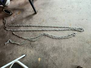 lot 12 image: Heavy Duty Metal Chains Set of 2