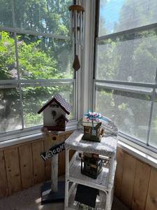 lot 133 image: Collection of Rustic Garden Decor Including Birdhouses, Wind Chimes, and Signs