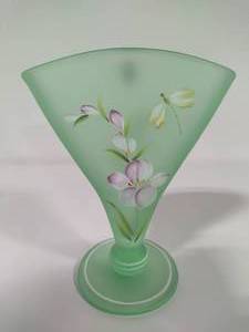 FENTON Hand Painted Green Frosted Dragonfly Fan Vase *Signed*