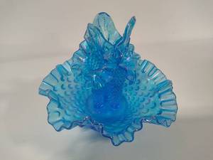 lot 2 image: RARE FENTON Blue Iridescent Hobnail Glass Three-Horn Epergne