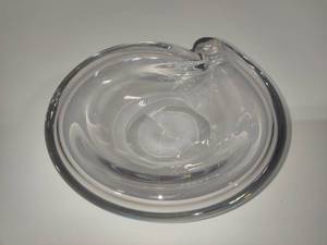 lot 6 image: Hugo Gehlin Signed Glass Art
