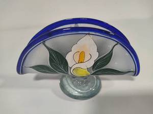 lot 54 image: Painted Art Glass NapkinMail Holder